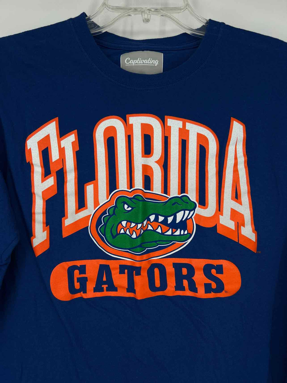 Captivating Size M FL Gators Long Sleeve Active Tops