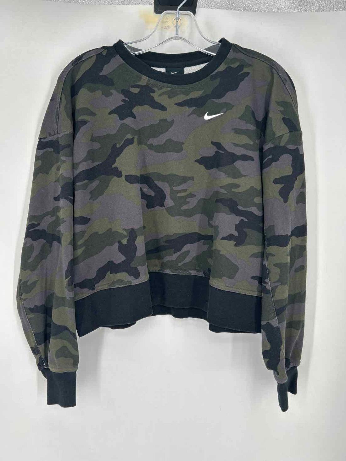 Nike Dry Fit Size S Camo Active Sweatshirts