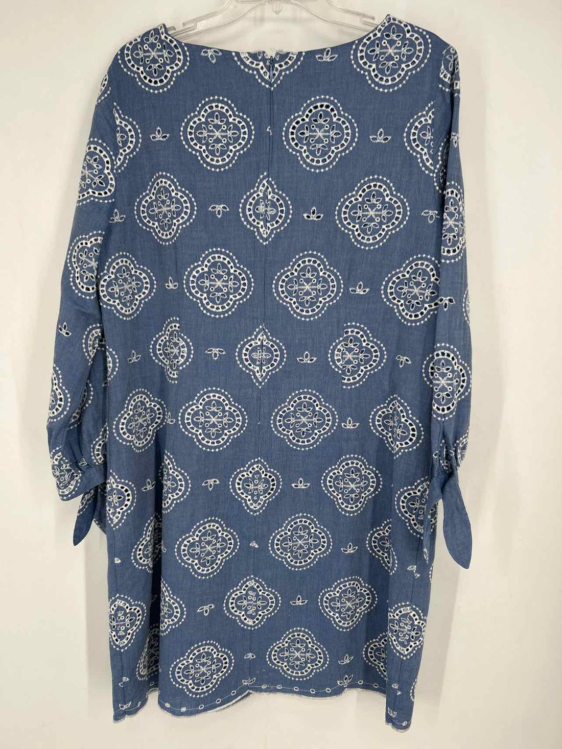 Talbots Size 16 Chambray & White Eyelet Long Sleeve Dress