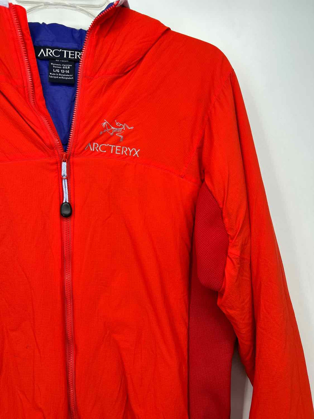 Arc'Teryx Size L Orange Active Jacket