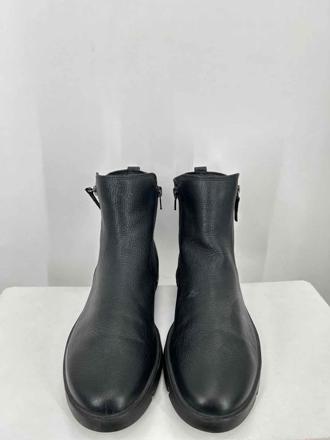 Ecco Women Size 10 Black Ankle Boot
