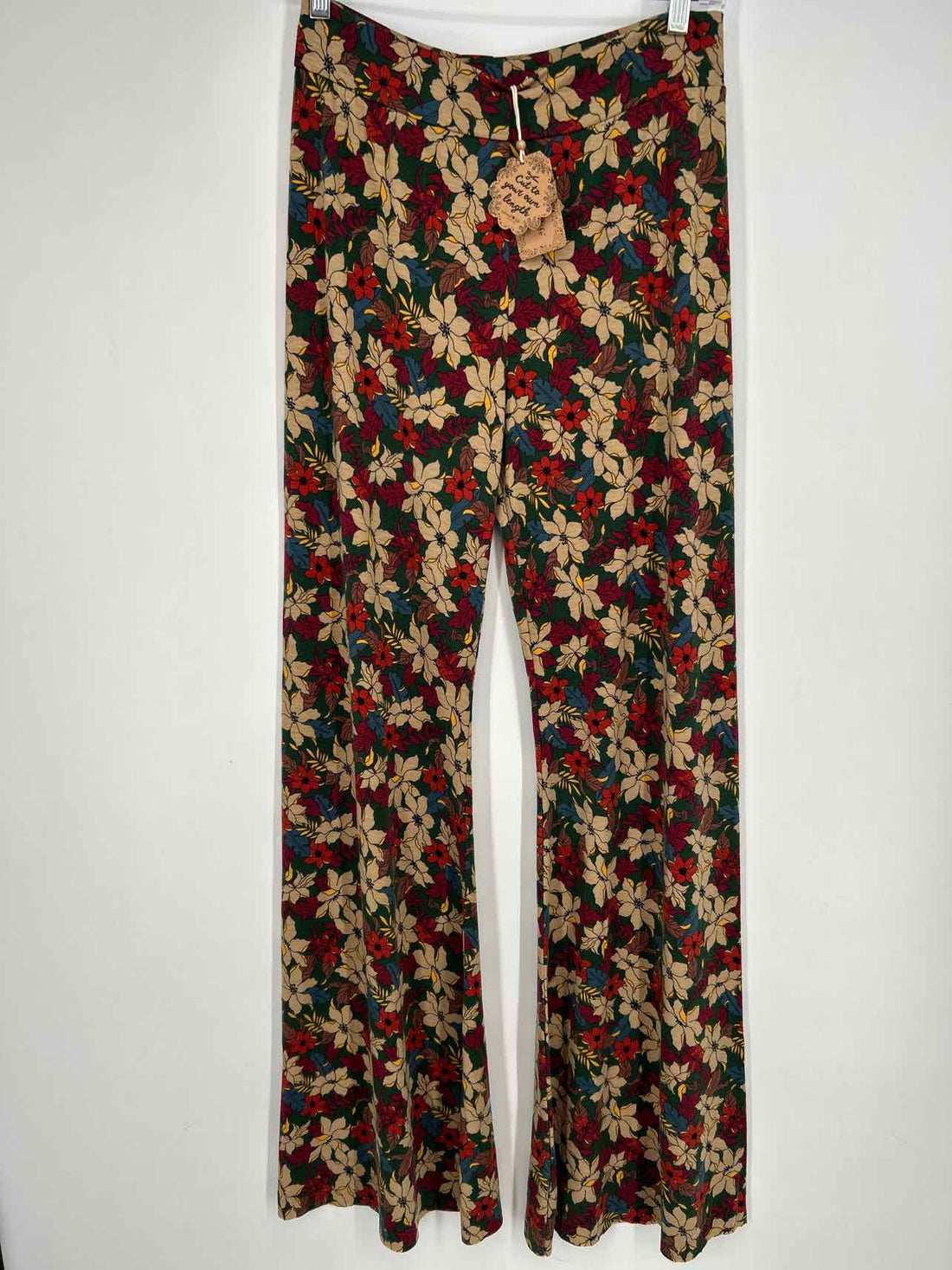 Natural Life Size M Dark Green Floral NWT Pants