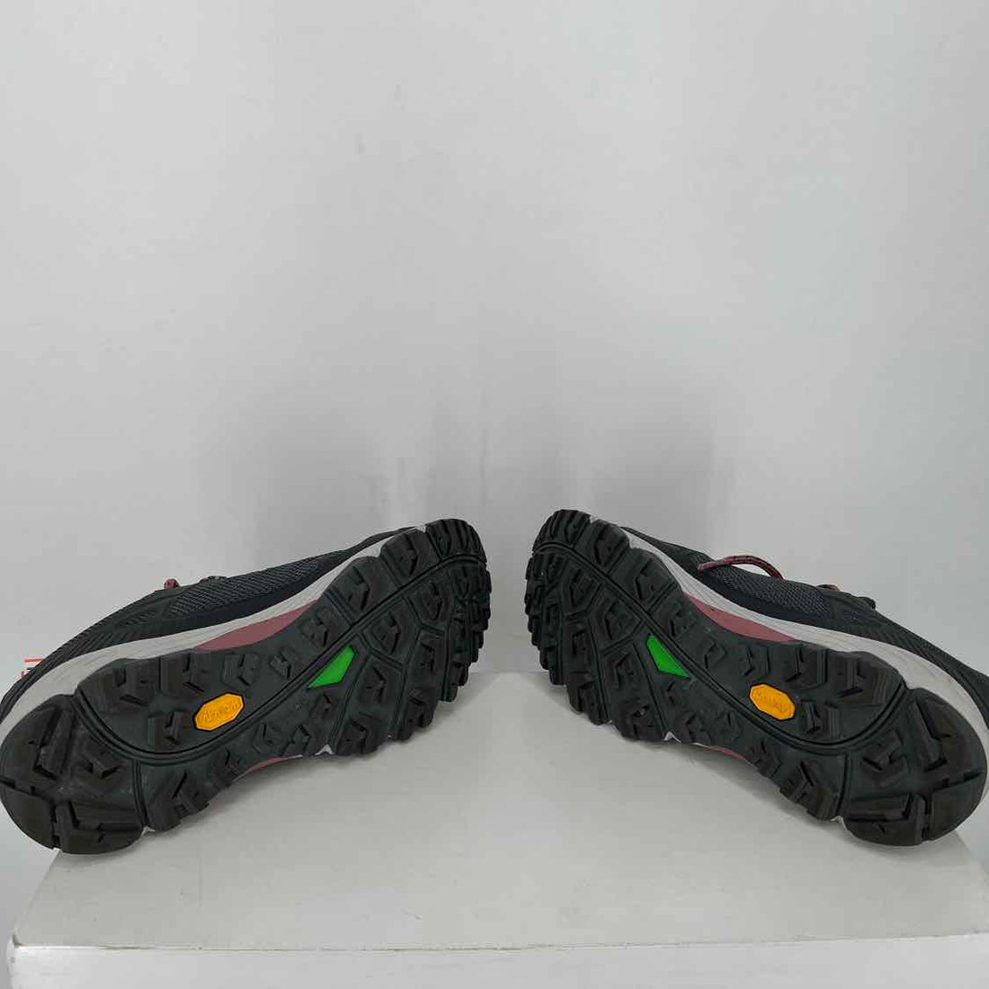 The North Face Women Size 10 Gray & Mauve Sneakers
