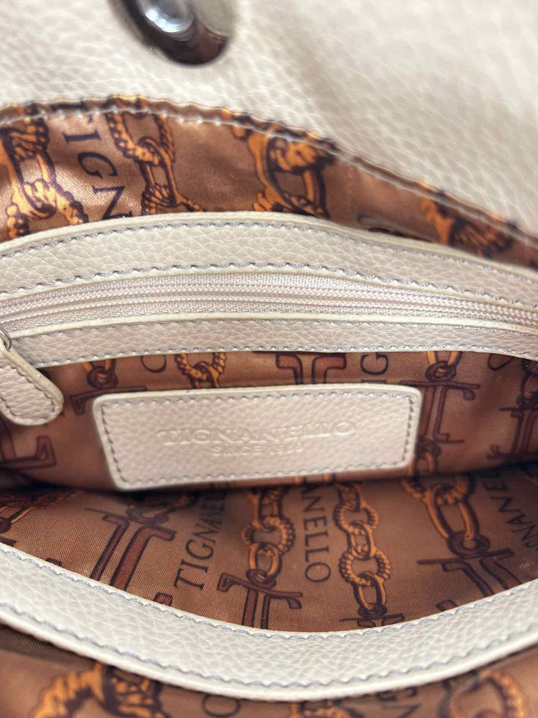 Tignanello Cream Leather Pre Owned Crossbody