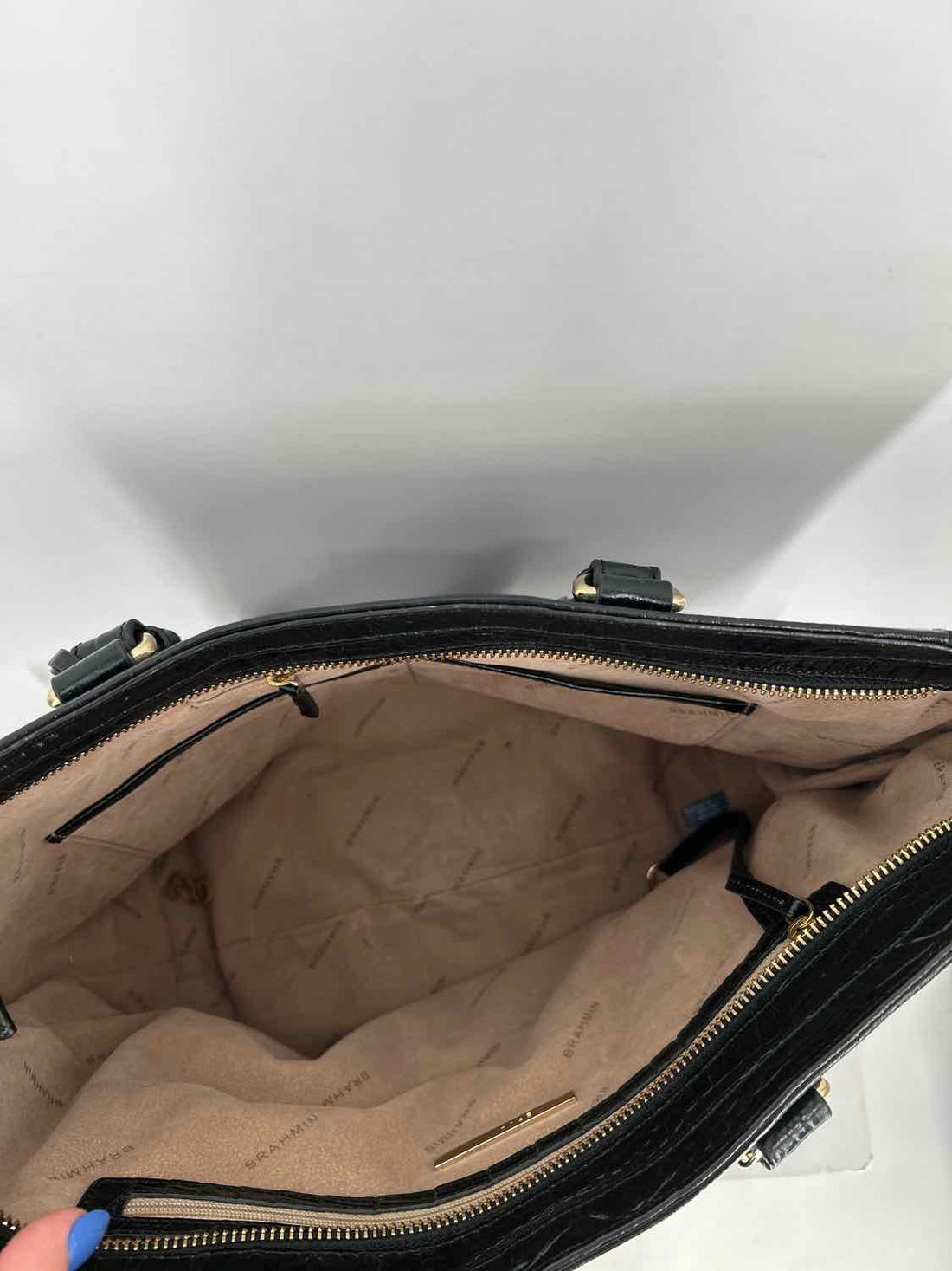 Brahmin Black Genuine Leather Pre Owned Tote
