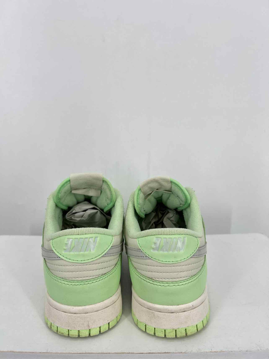 Nike Women Size 8.5 Light Green Sneakers