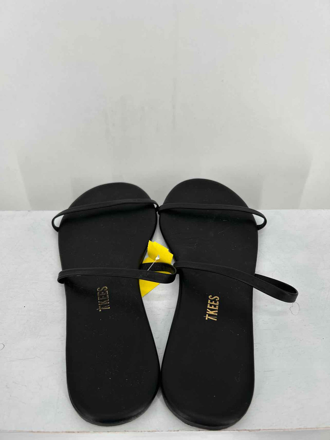 TKEES Women Size 10 Black Sandals