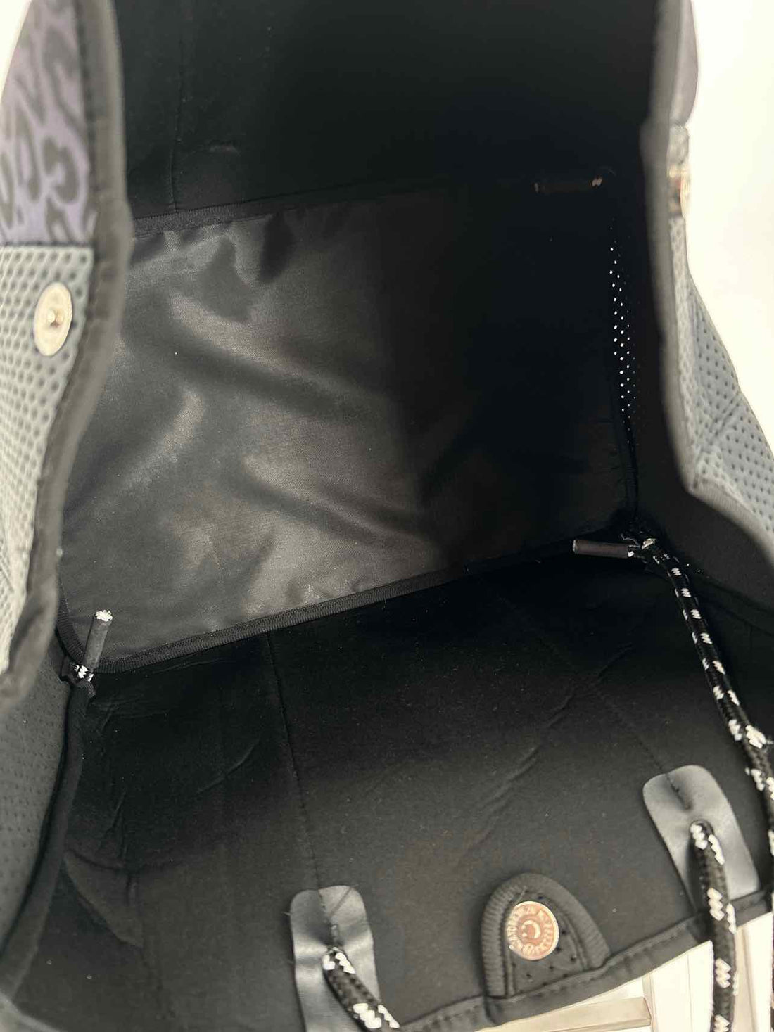 Boutique Black Leopard Neoprene Pre Owned Tote