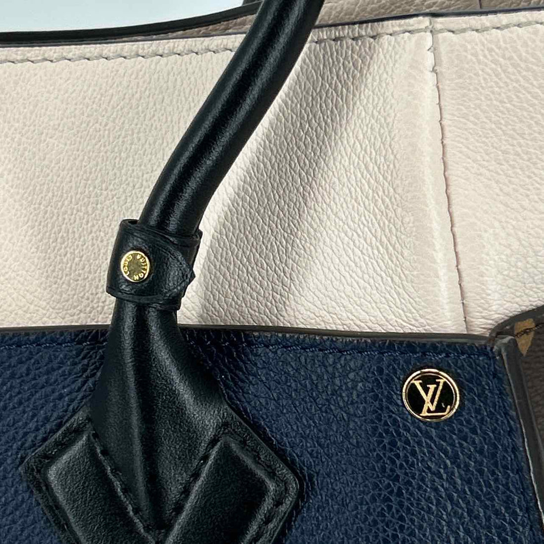 Louis Vuitton On My Side Tote  Navy Leather & Coated Canvas Like New LUXURY