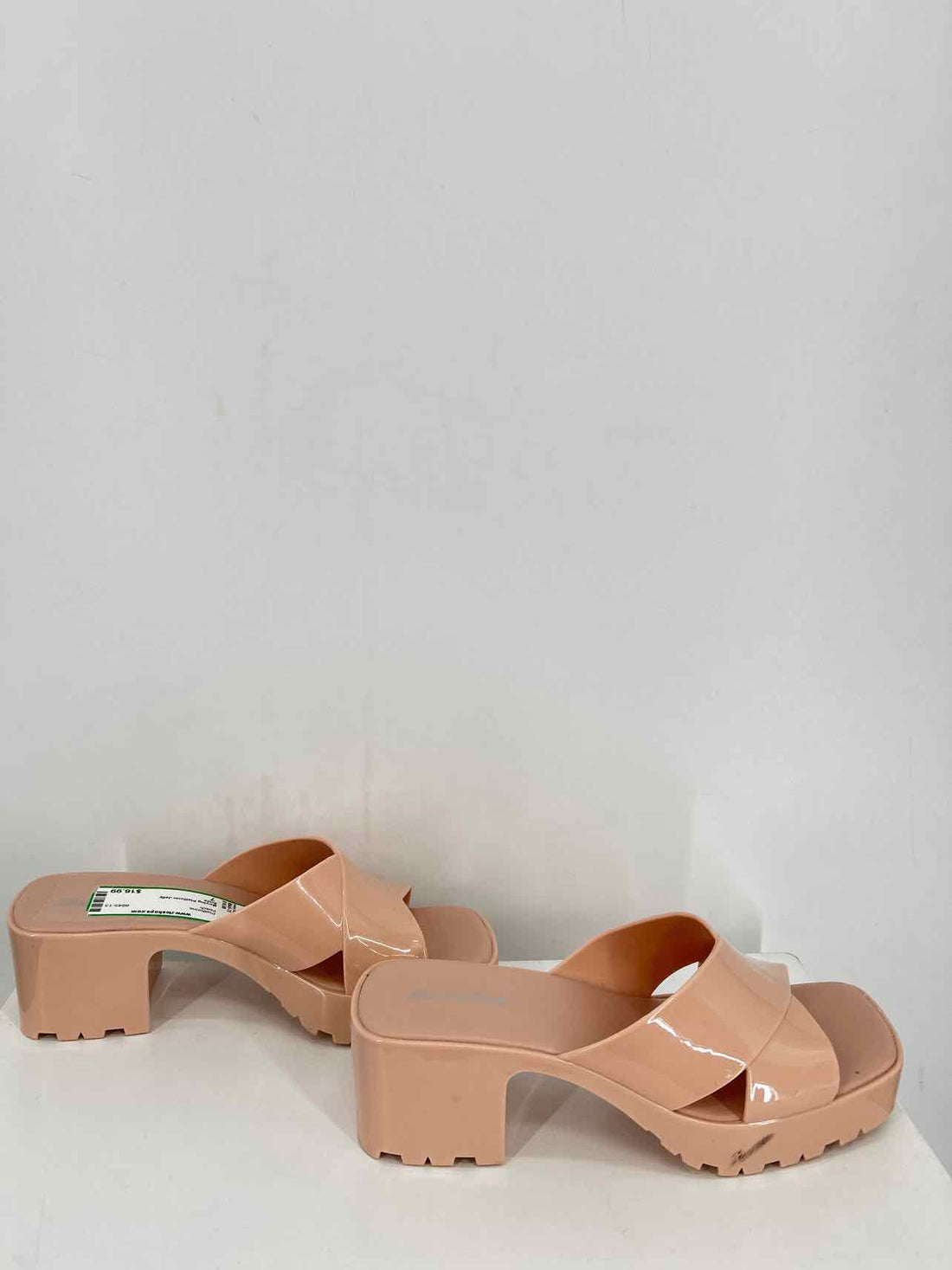 Soda Women Size 7 Peach Platforms