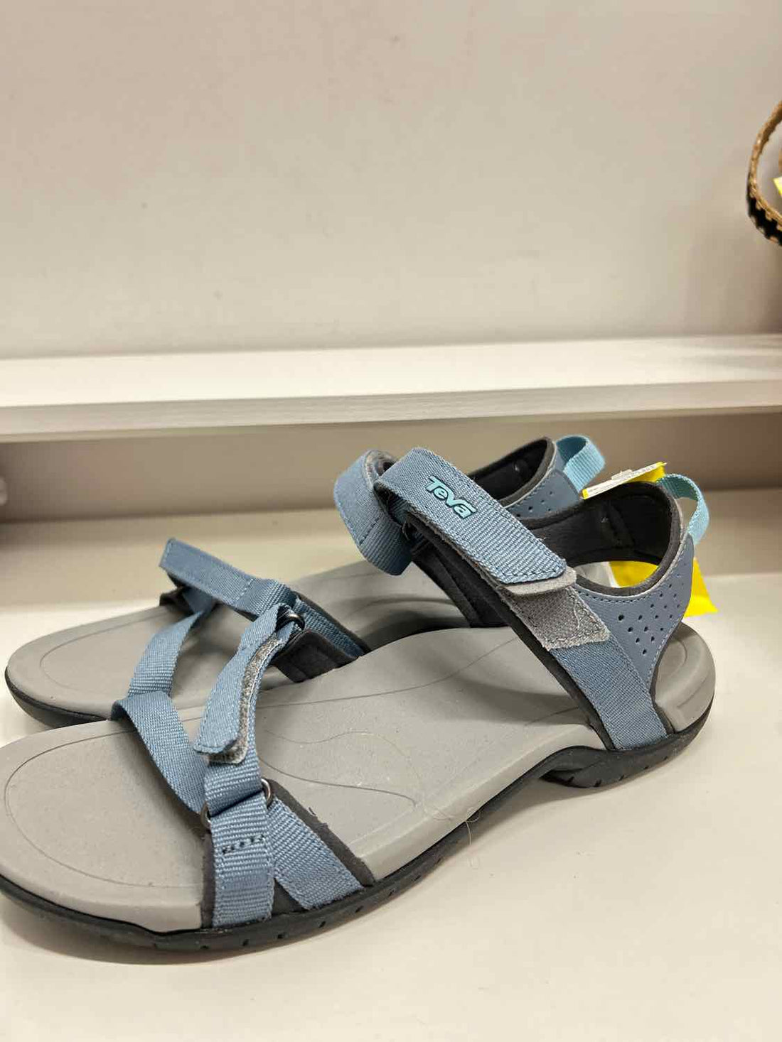 Teva Women Size 7 Blue Sandals