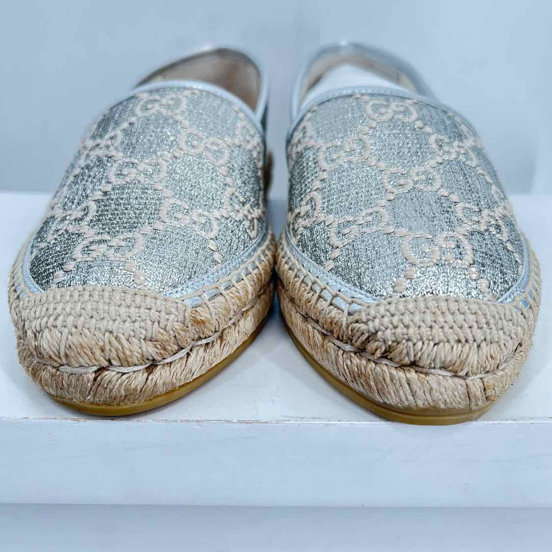 Gucci lame'GG Women Size 38 Silver Pre Owned Espadrilles LUXURY