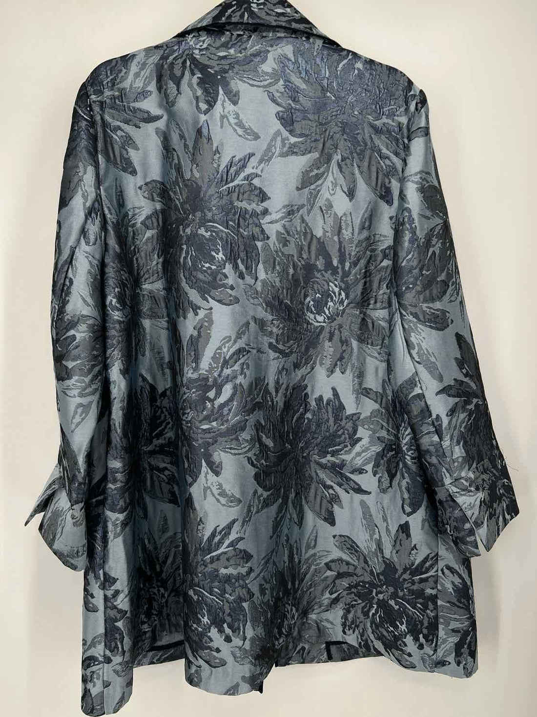 Chicos Size 3(XL) Blue & Navy Print Jacket