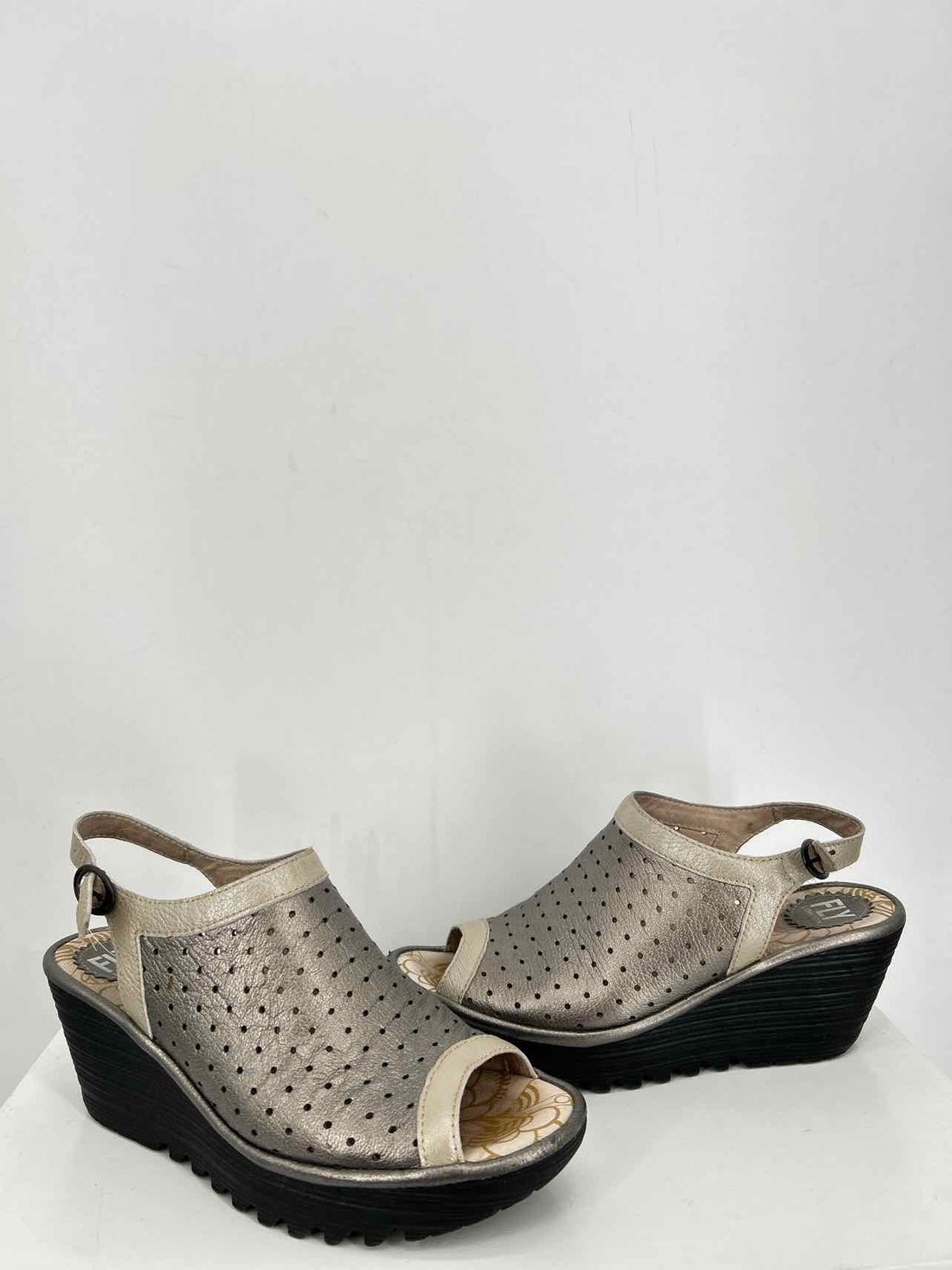 Fly london Women Size 39 (8.5-9) Gunmetal Wedges
