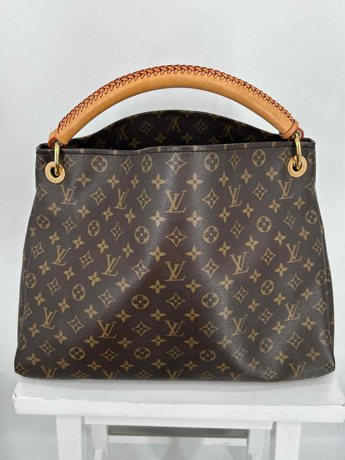 Louis Vuitton Brown Monogram Coated Canvas Excellent Condition LUXURY