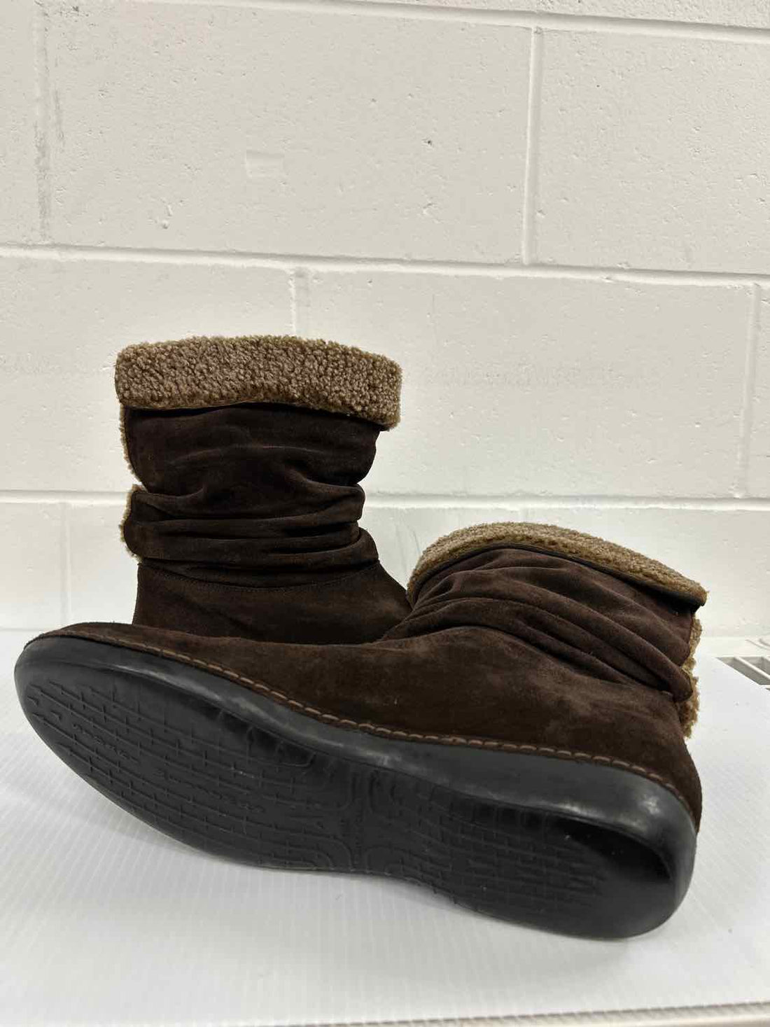 Stuart Weitzman Suede Sherpa Women Size 11 Dark Brown Ankle Boot