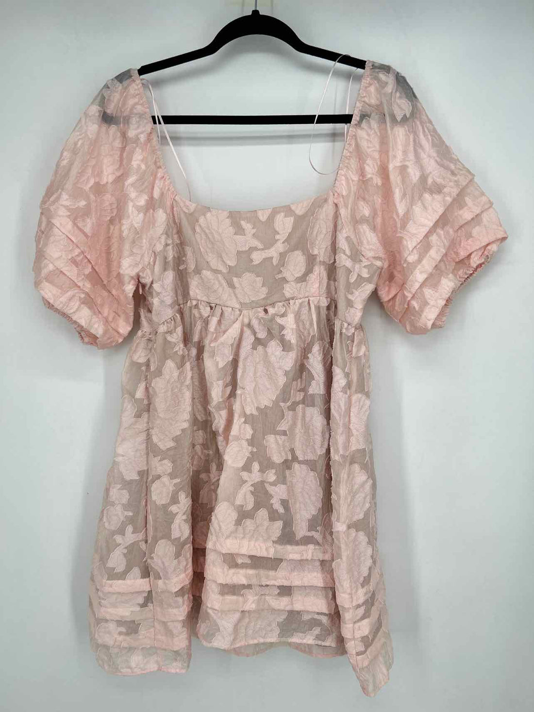 Baevely Size L Light Pink NWT Dress