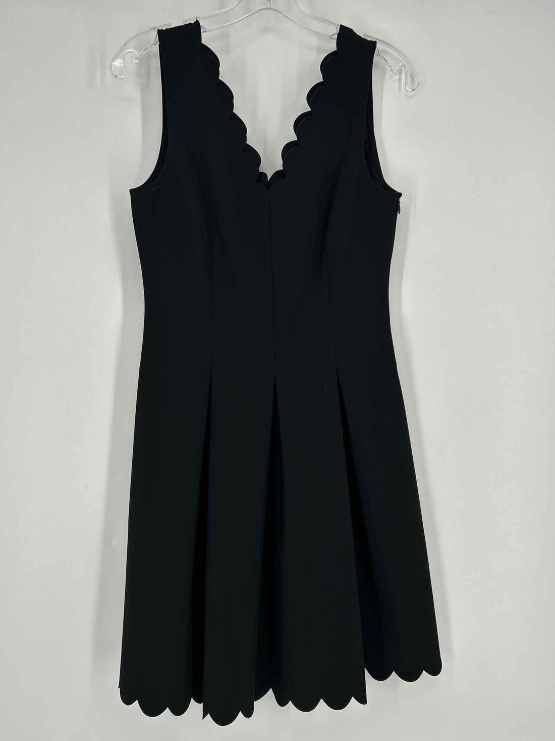 Banana Republic Size 4 Black Sleeveless Dress