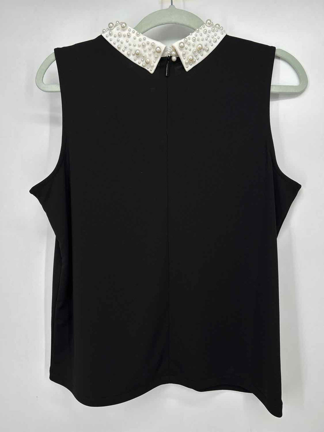 Karl Lagerfeld Size M Black & White Sleeveless a