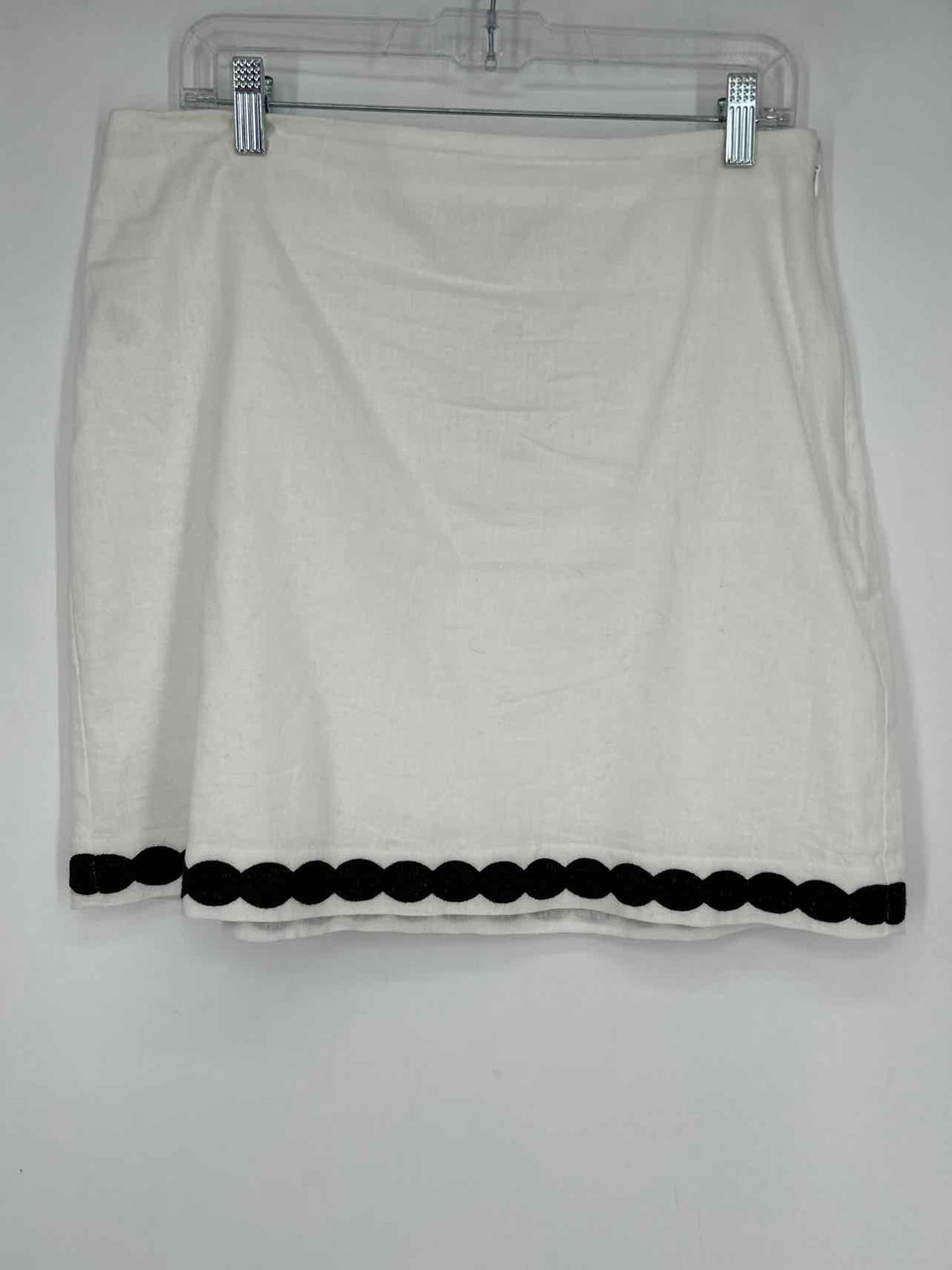 Loft Size 8 White & Black Linen/Cotton Skirts
