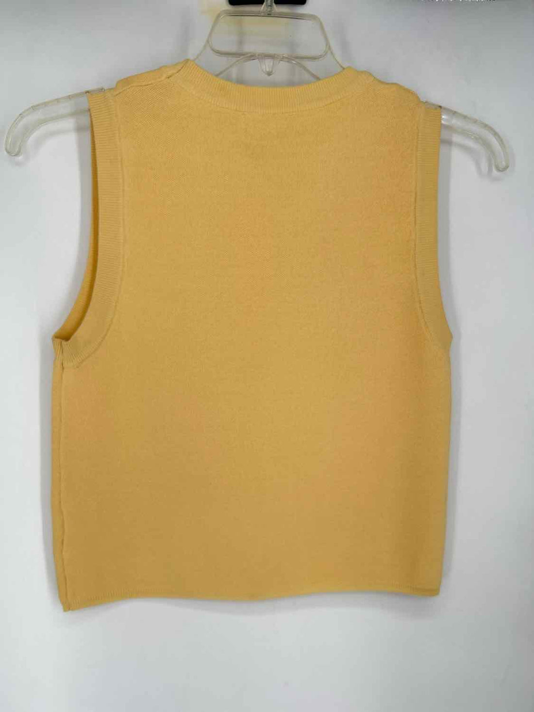 Entro Size M Yellow Sleeveless