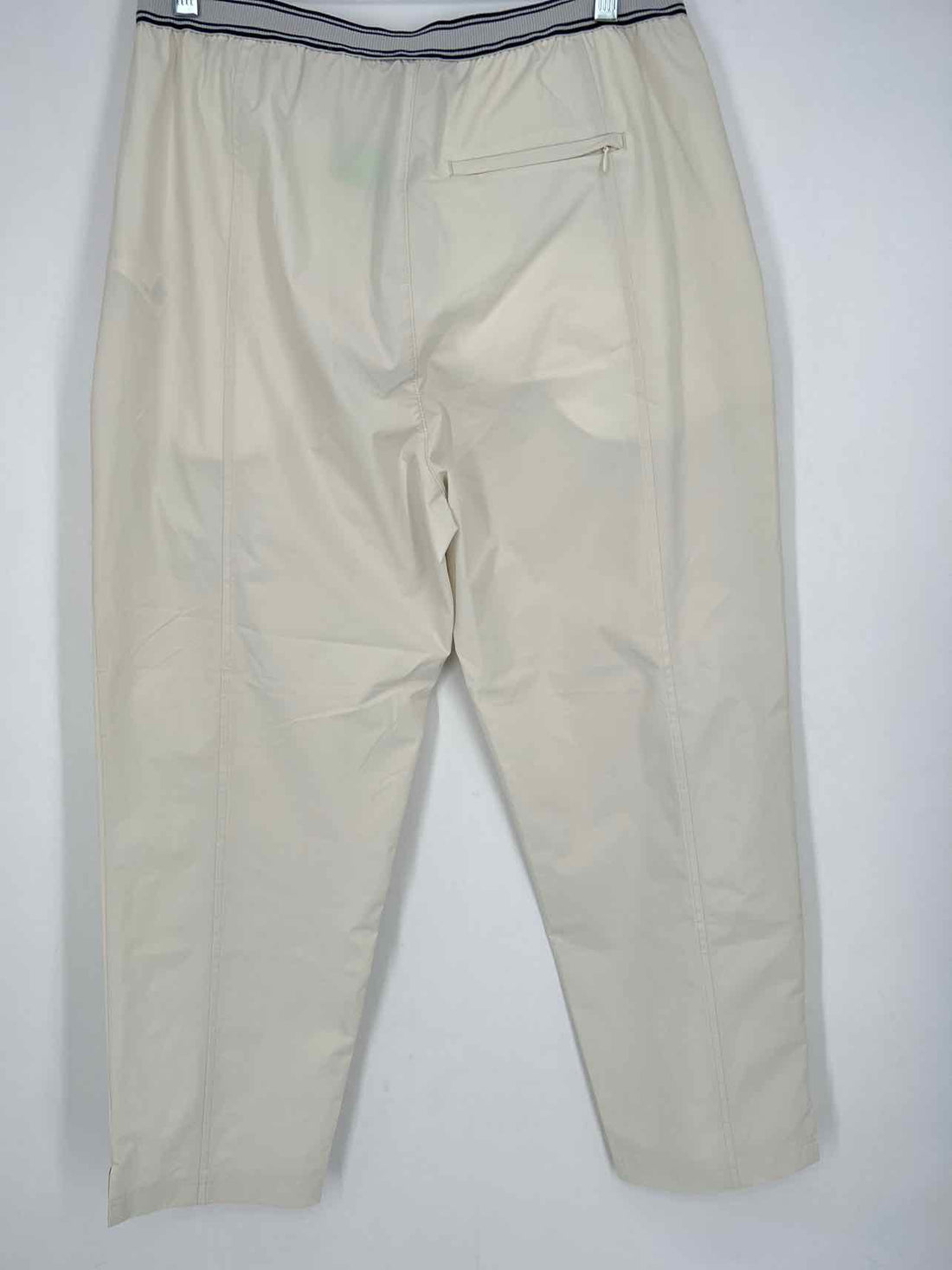Vineyard Vines Performance Size M Cream NWT Active Pants