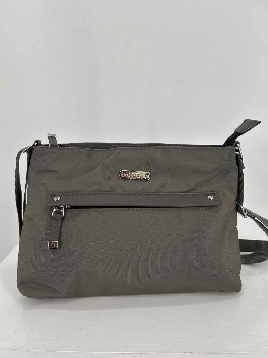 Baggallini Gray Crossbody