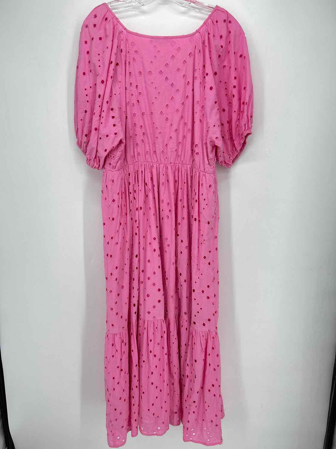 See And Be Seen Size M Pink Eyelet Maxi
