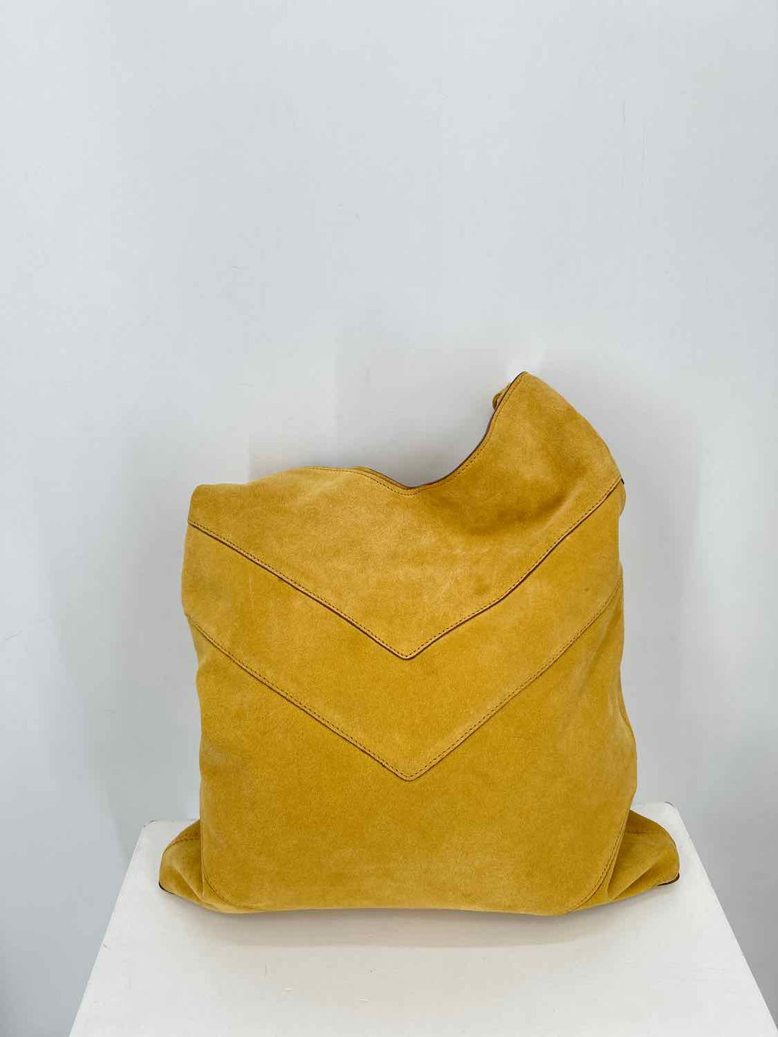 Frye & Co Mustard Suede Pre Owned Hobo