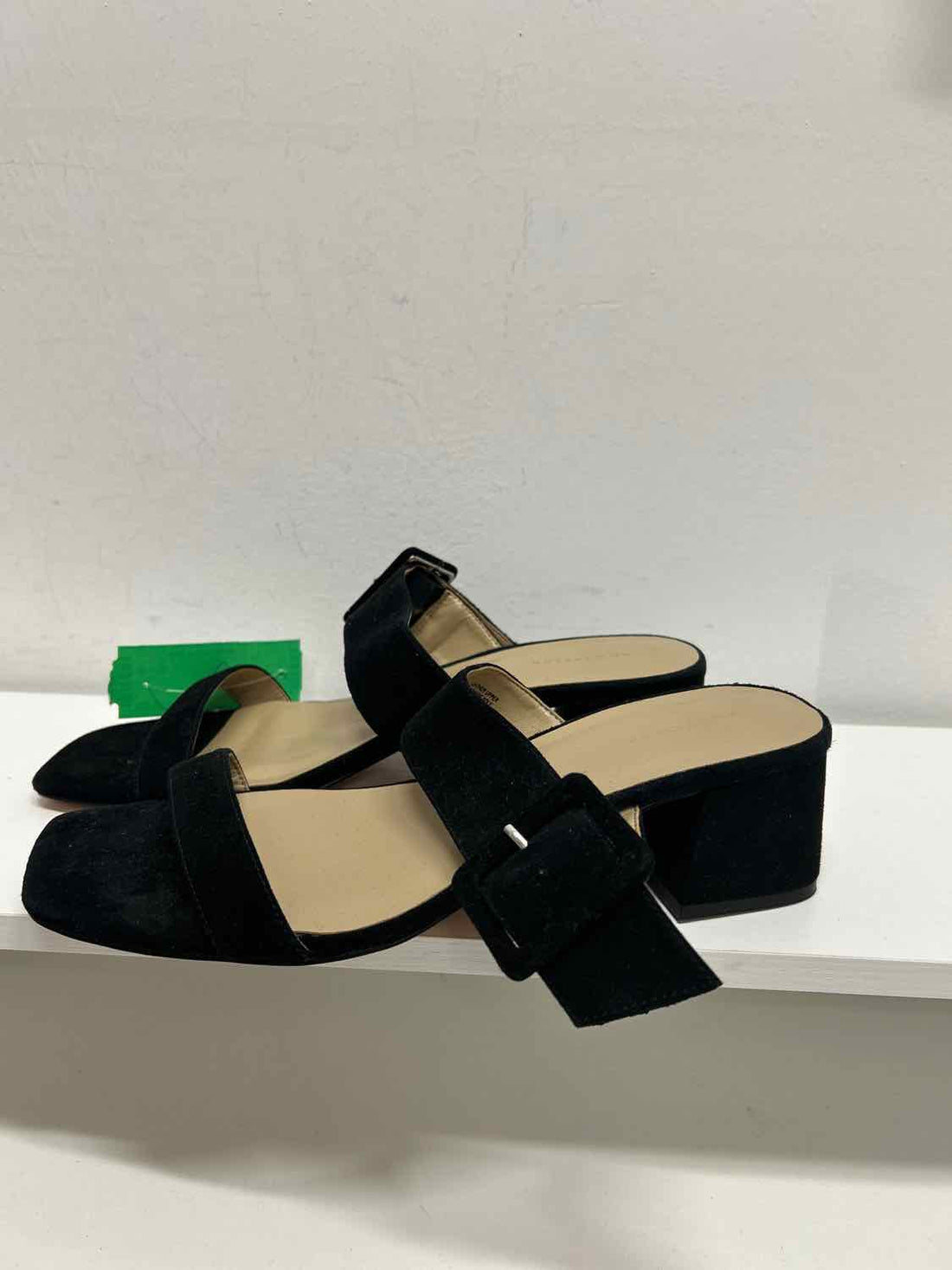 Ann Taylor Women Size 8 Black Suede Sandals