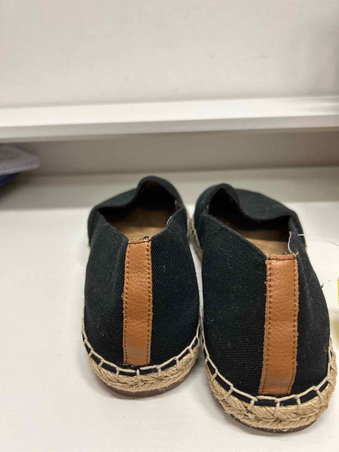 Vionic Women Size 10 Black Espadrilles