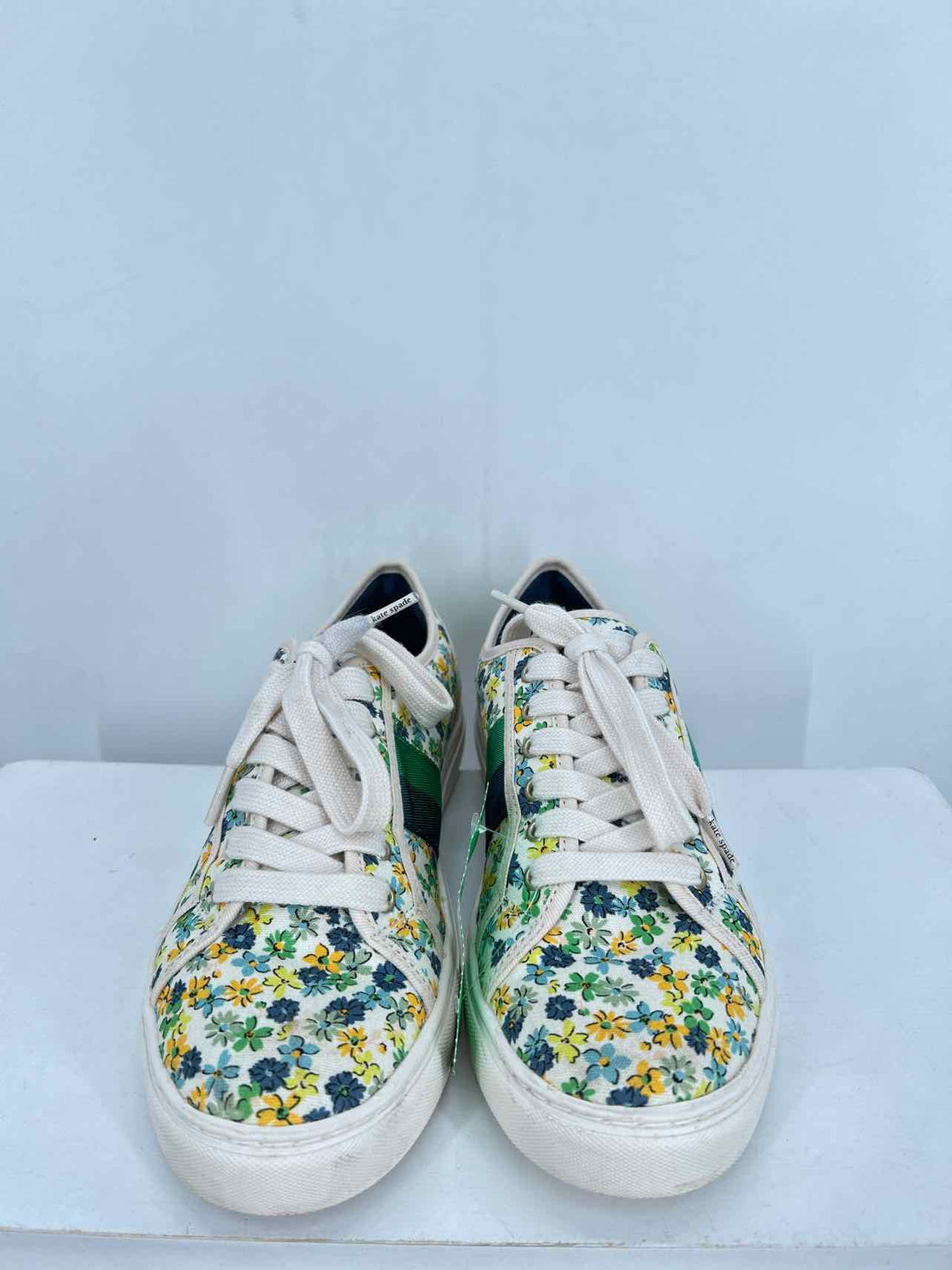 Kate Spade Women Size 9.5 Cream Floral Sneakers