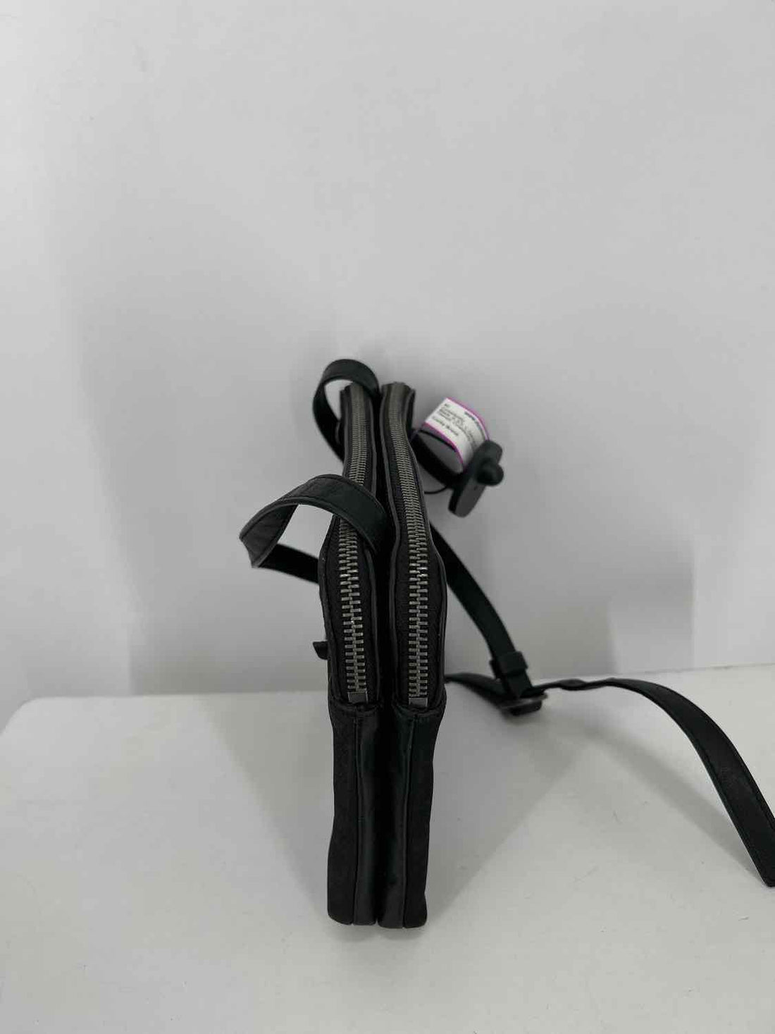 Lucky Brand Black Genuine Leather Pre Owned Crossbody