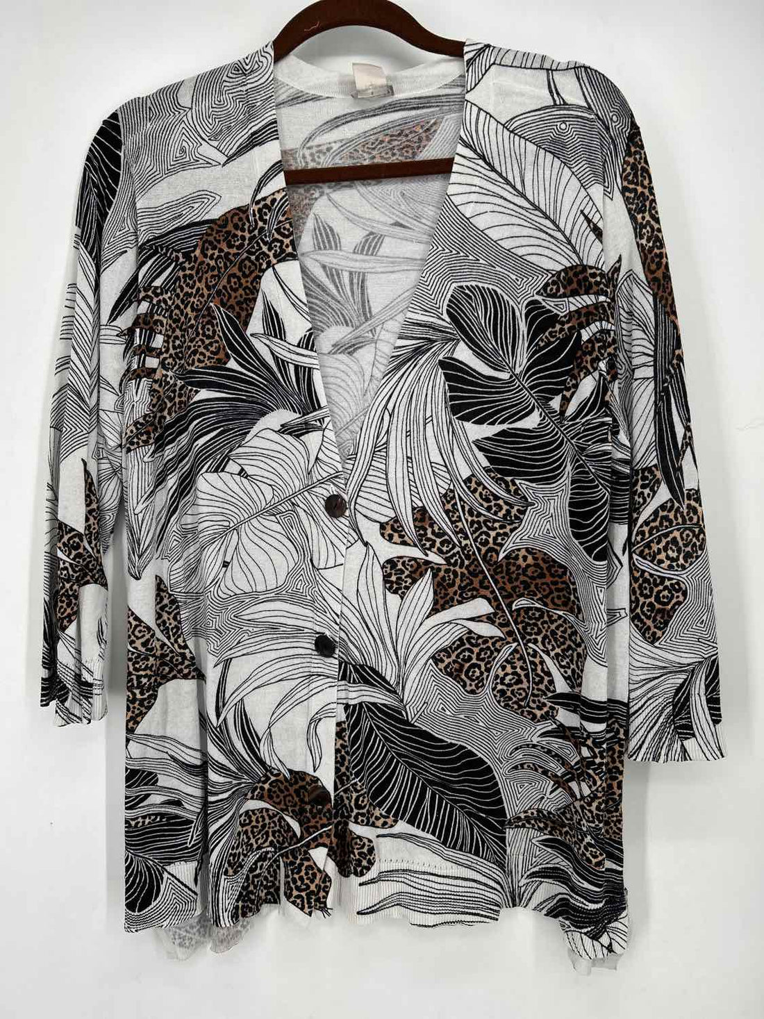 Chicos Size 4(XXL) White & Black Print Cardigan