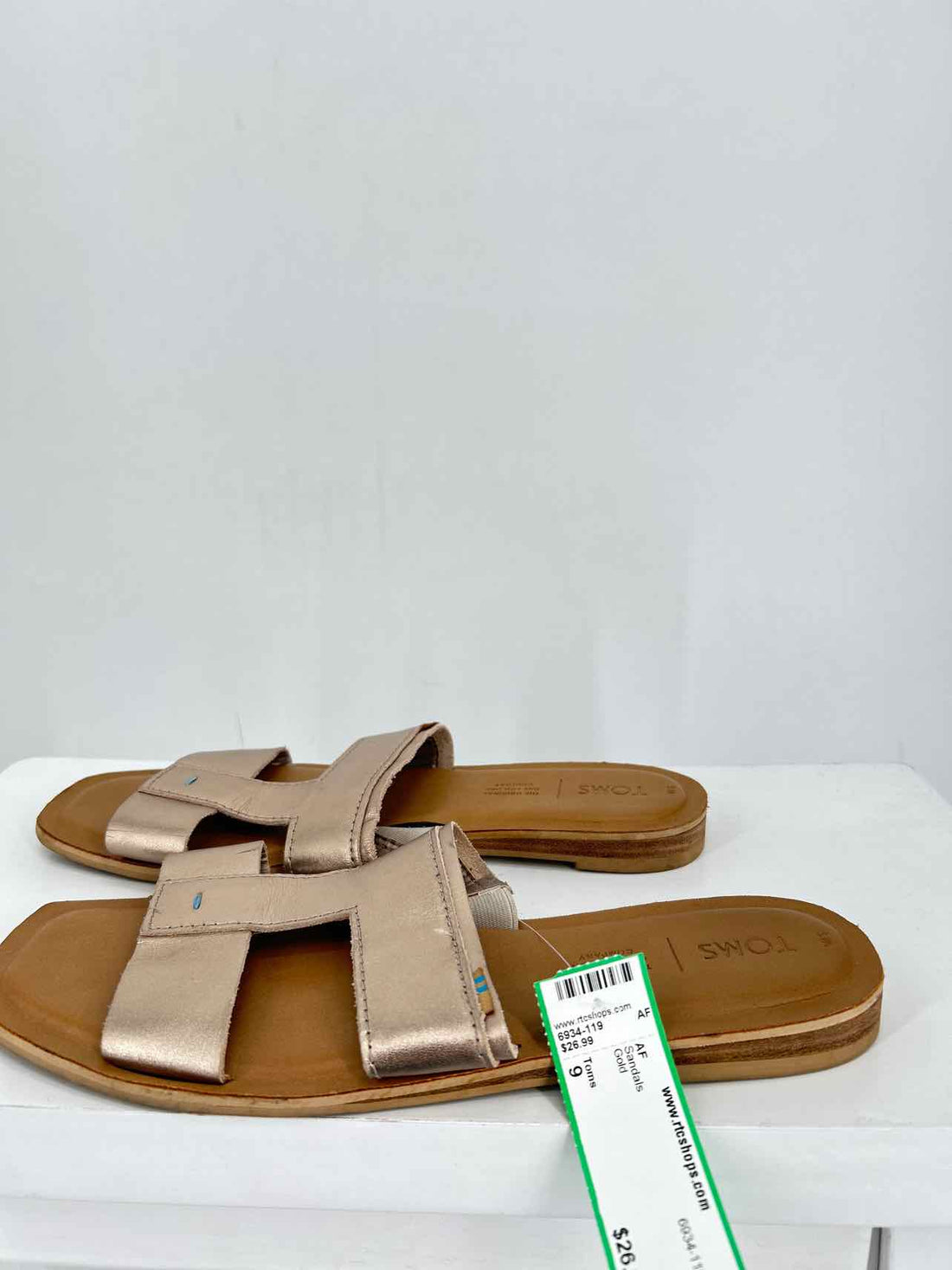 Toms Women Size 9 Gold Sandals