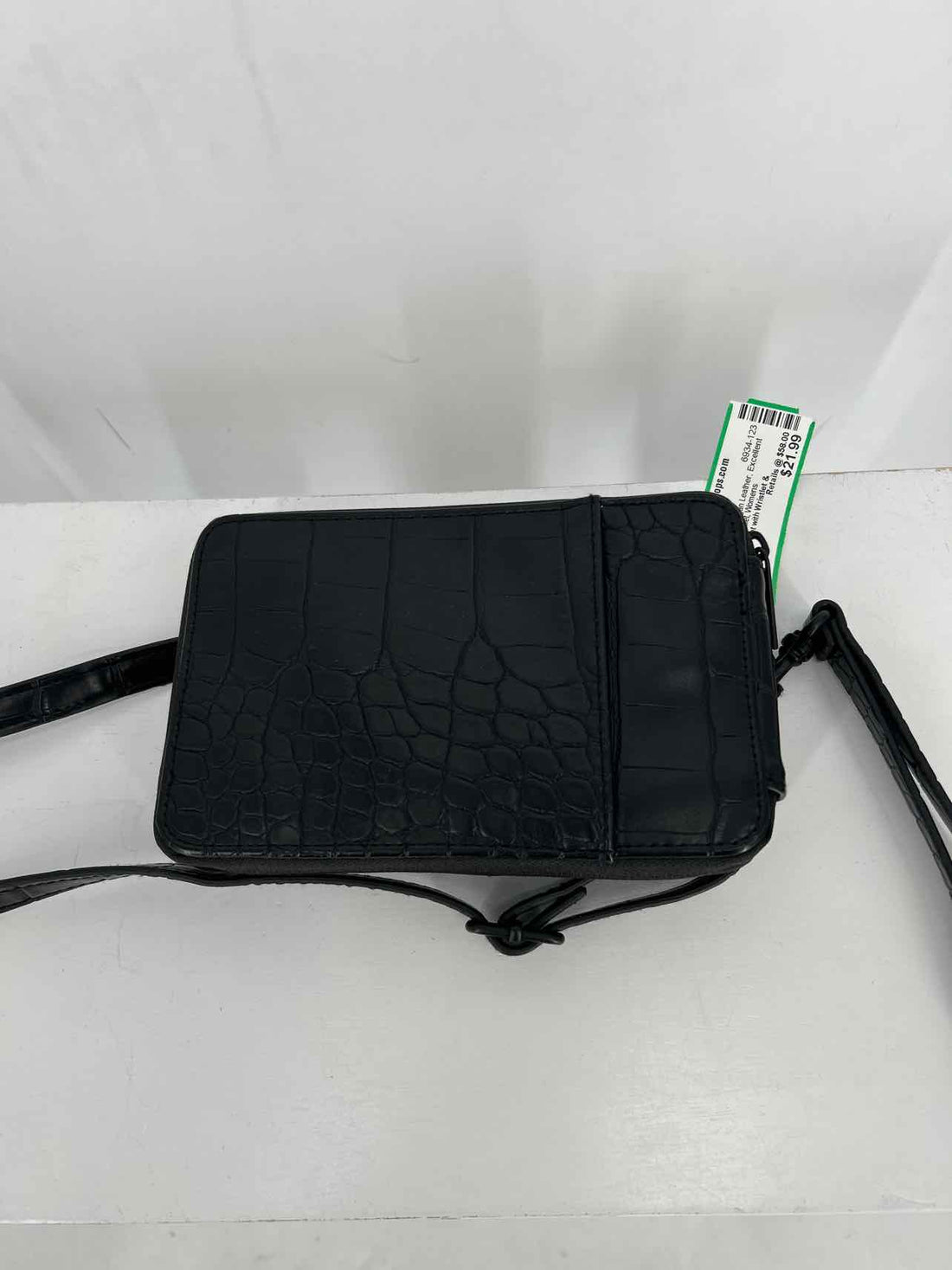 Beis Black Vegan Leather Excellent Condition Wallet