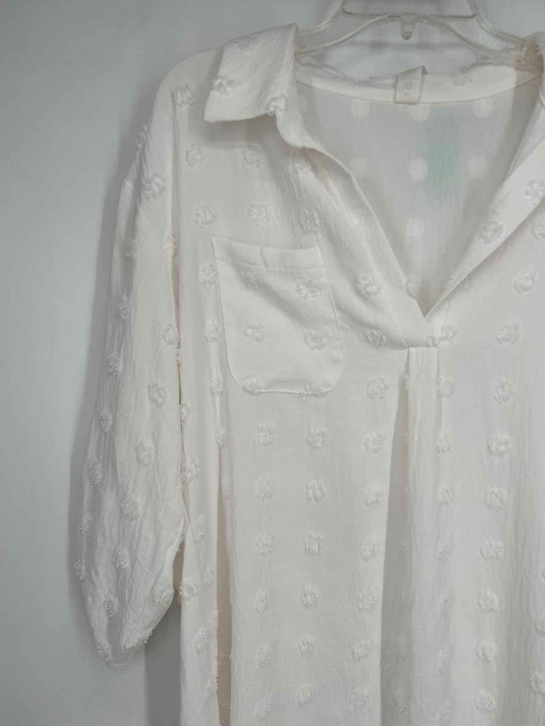 b Size XL White Coverup