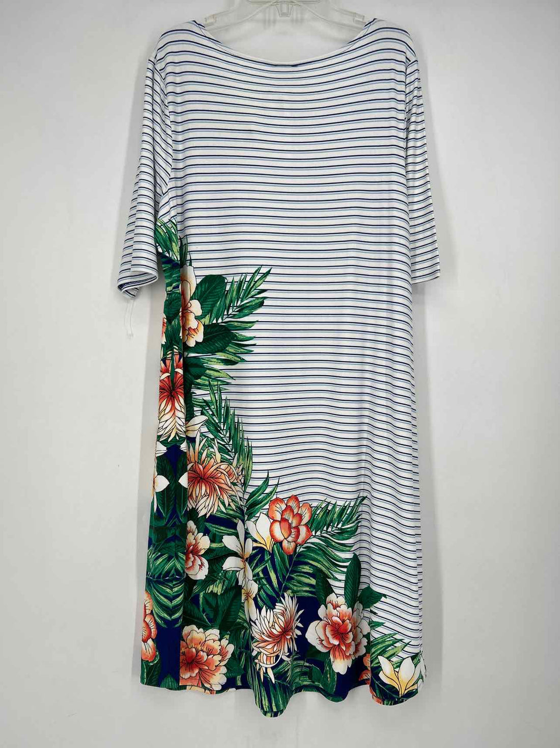 Chicos Size 2/L White Striped Dress