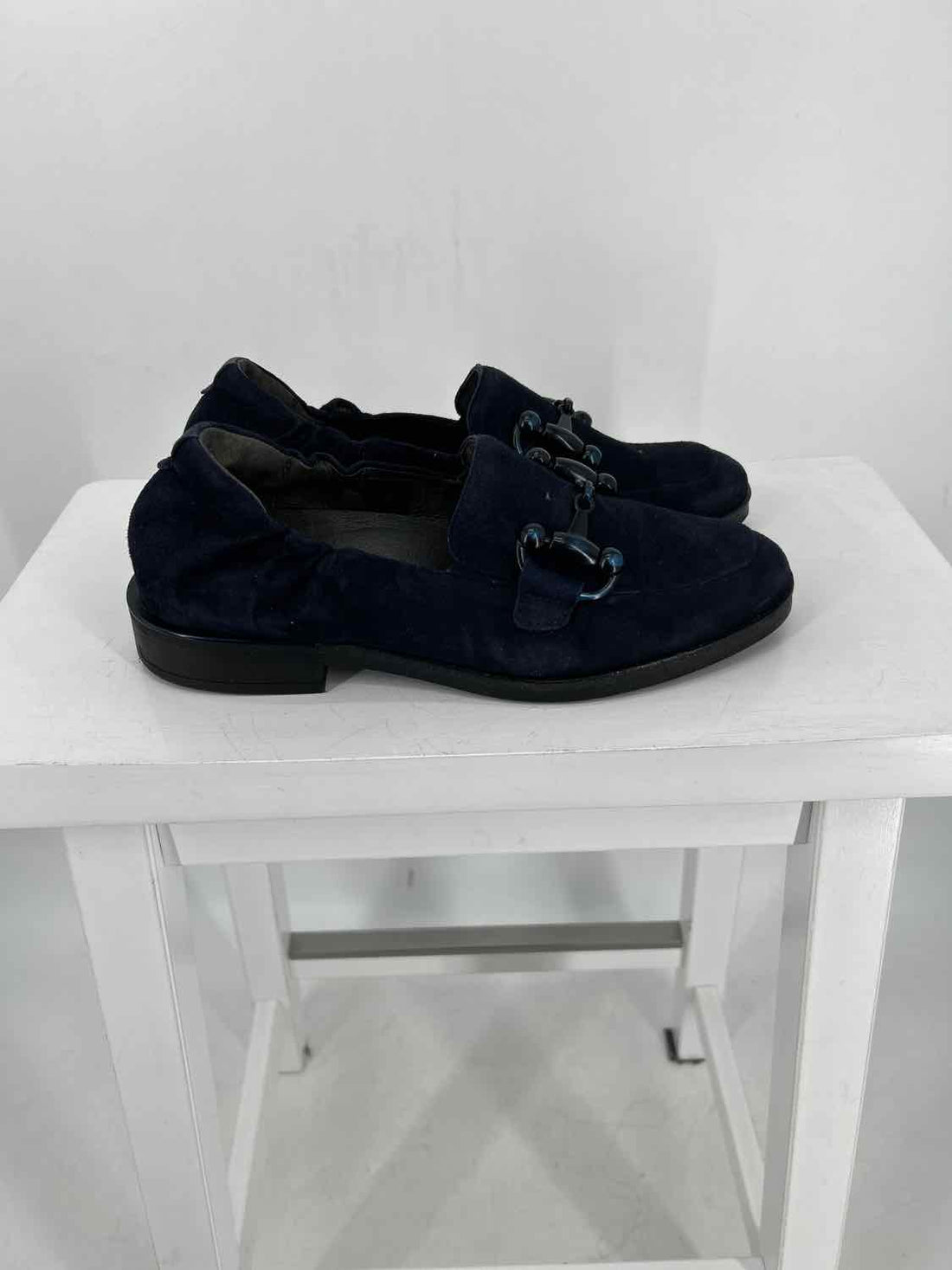 Softwaves Women Size 39 (8.5-9) Dark Navy Loafers
