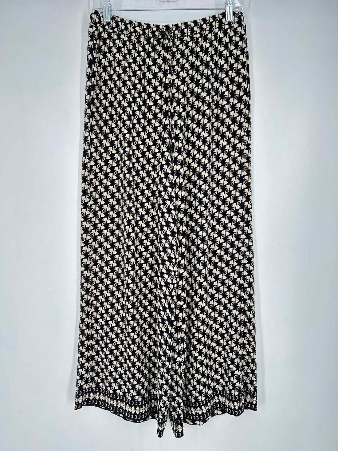 Max Studio Size M Black & White Print Pants