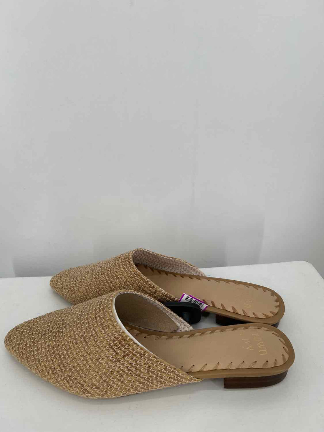 Crown & Ivy Women Size 8 Tan Mules