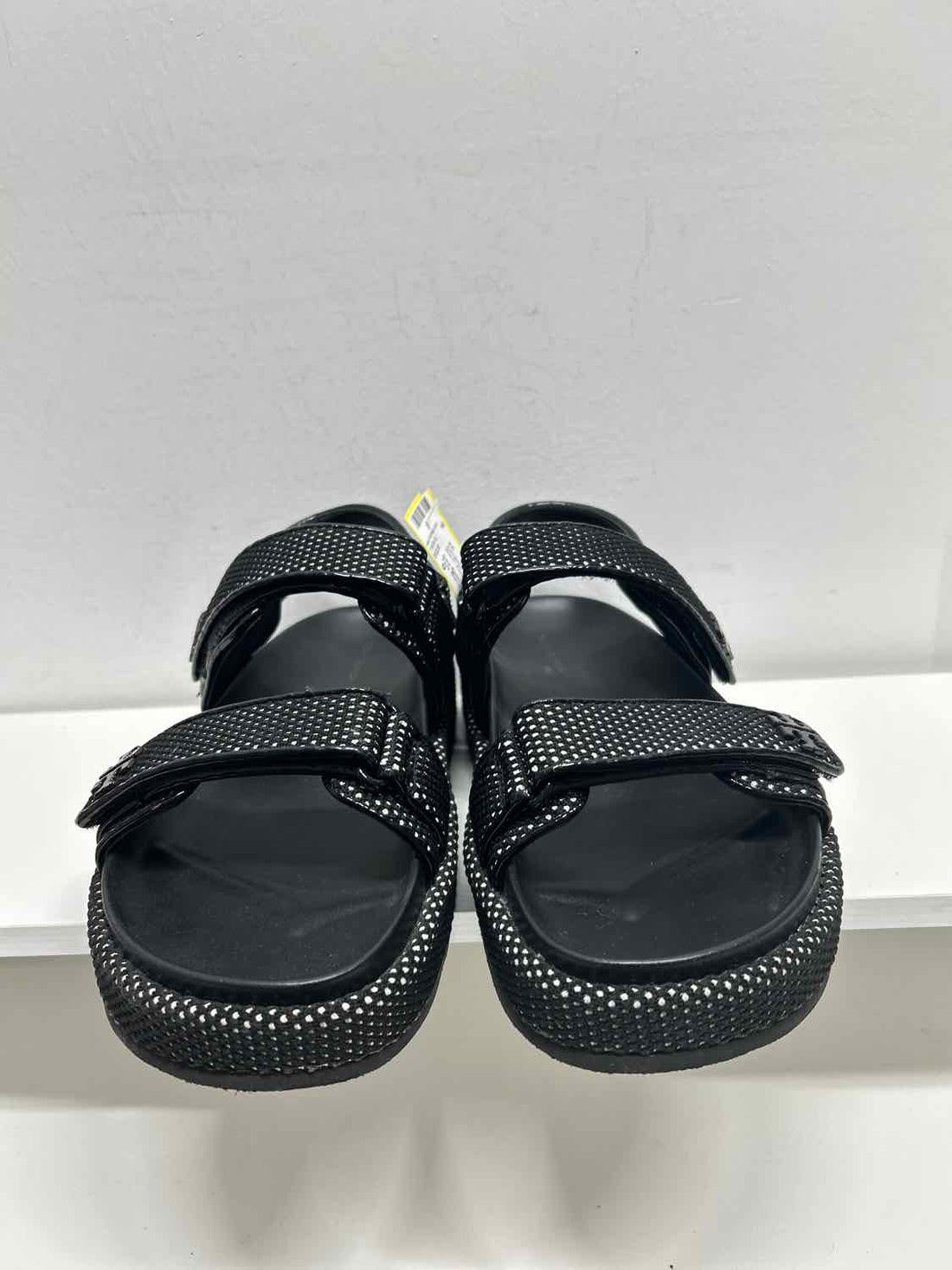 Tory Burch Women Size 9 Black Excellent Condition Mesh Sandals