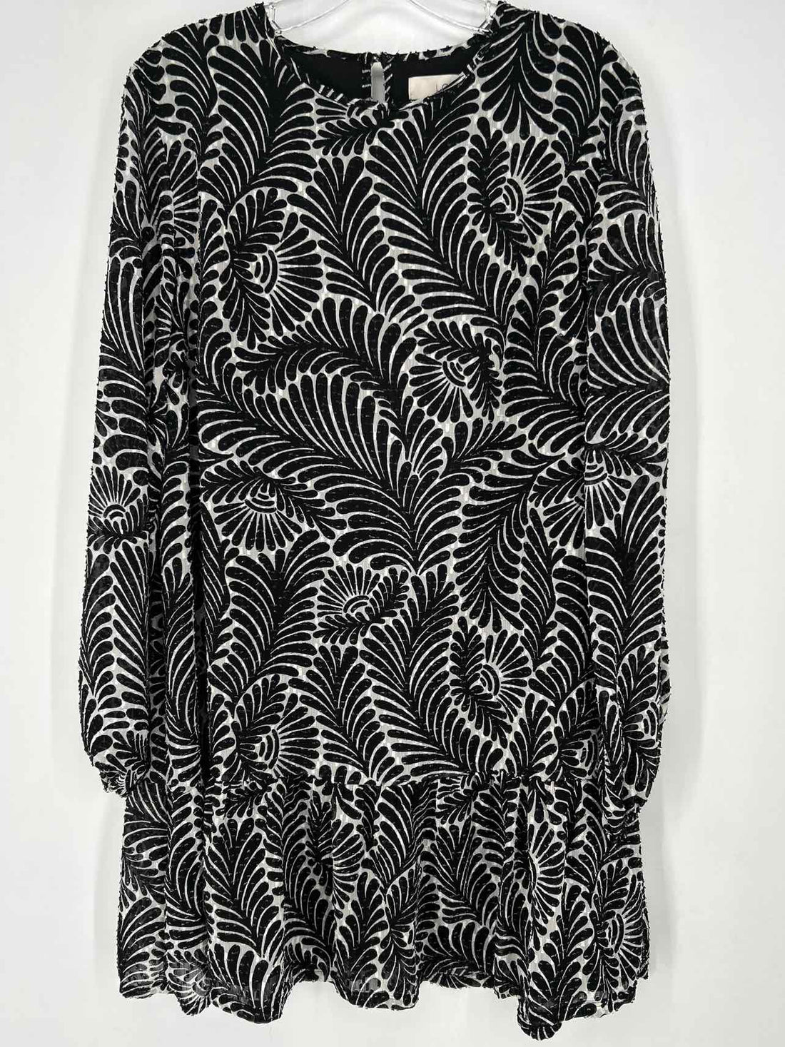 Loft Size M Black & White Long Sleeve Dress