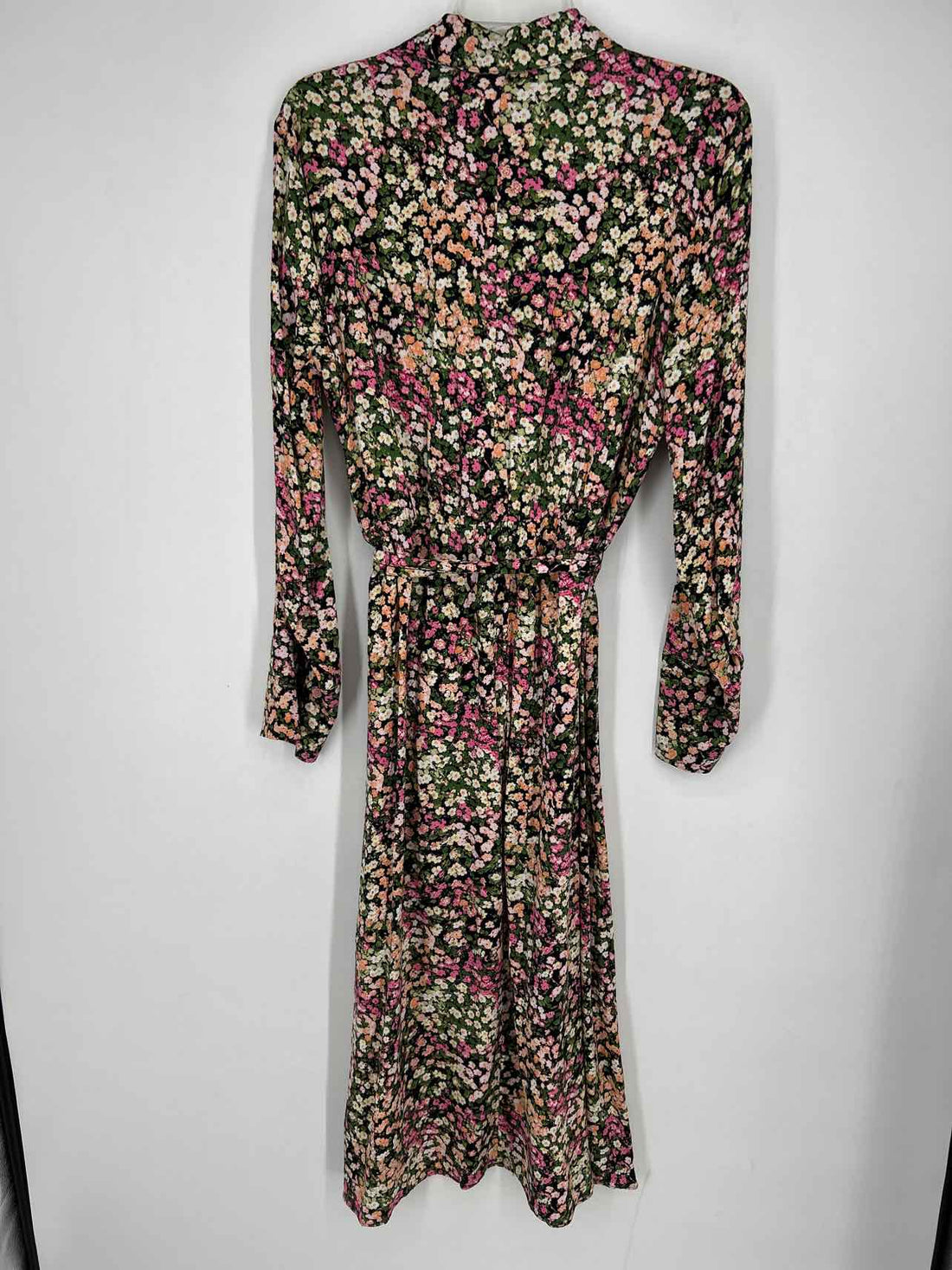 H&M Size M Black Floral Long Sleeve Dress