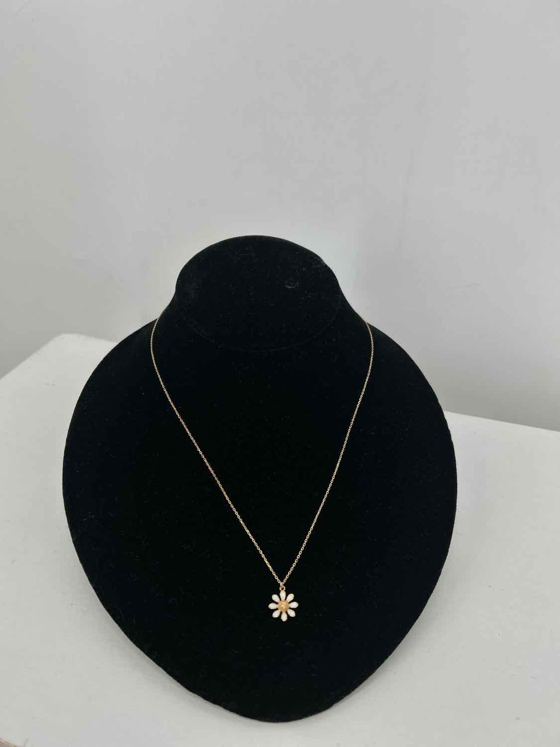 DION Necklace