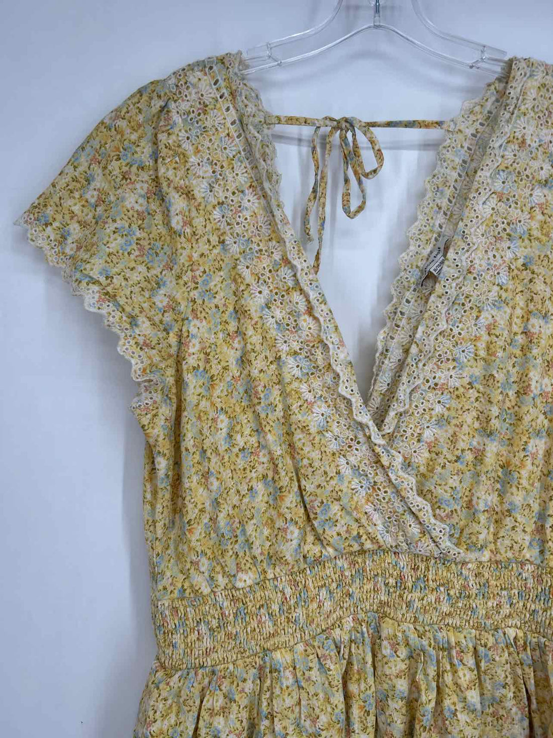 American Eagle Size XL Yellow Floral Dress