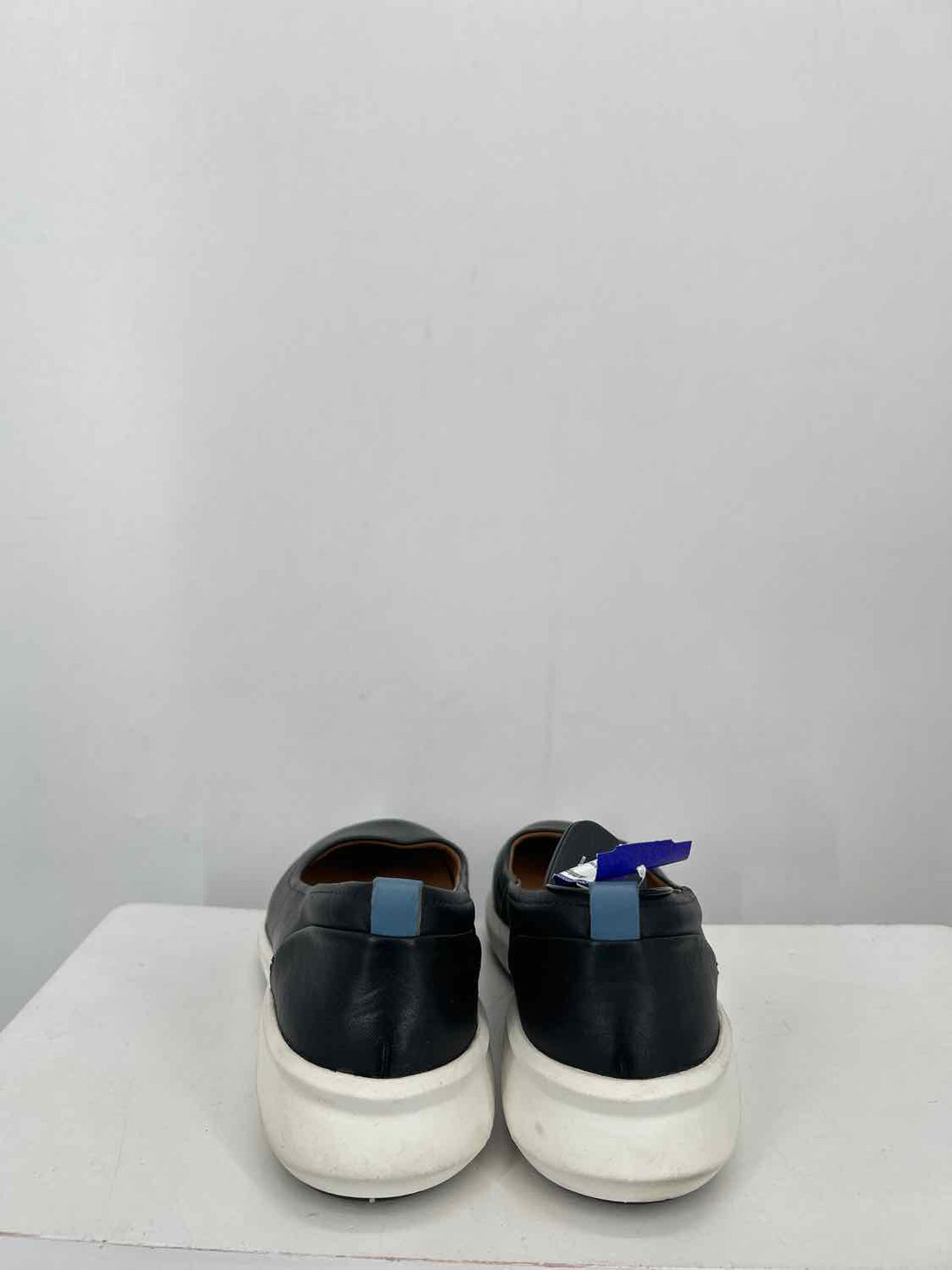 Clarks Un Rio Wedge Women Size 7 Black & White Loafers