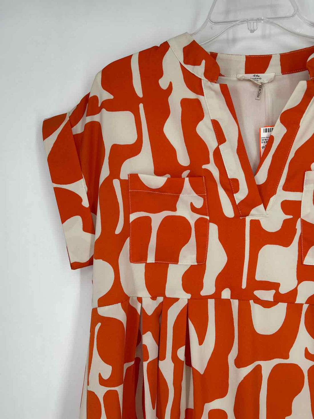Entro Size S Orange & White Short Sleeve Dress