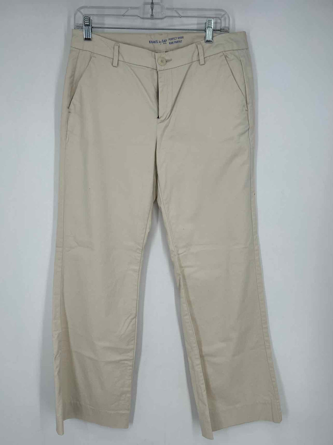 Gap Size 4 Short Khaki Pants