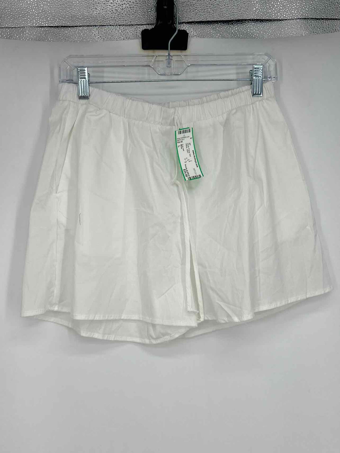 Miele Size L White NWT Multi-Piece Set